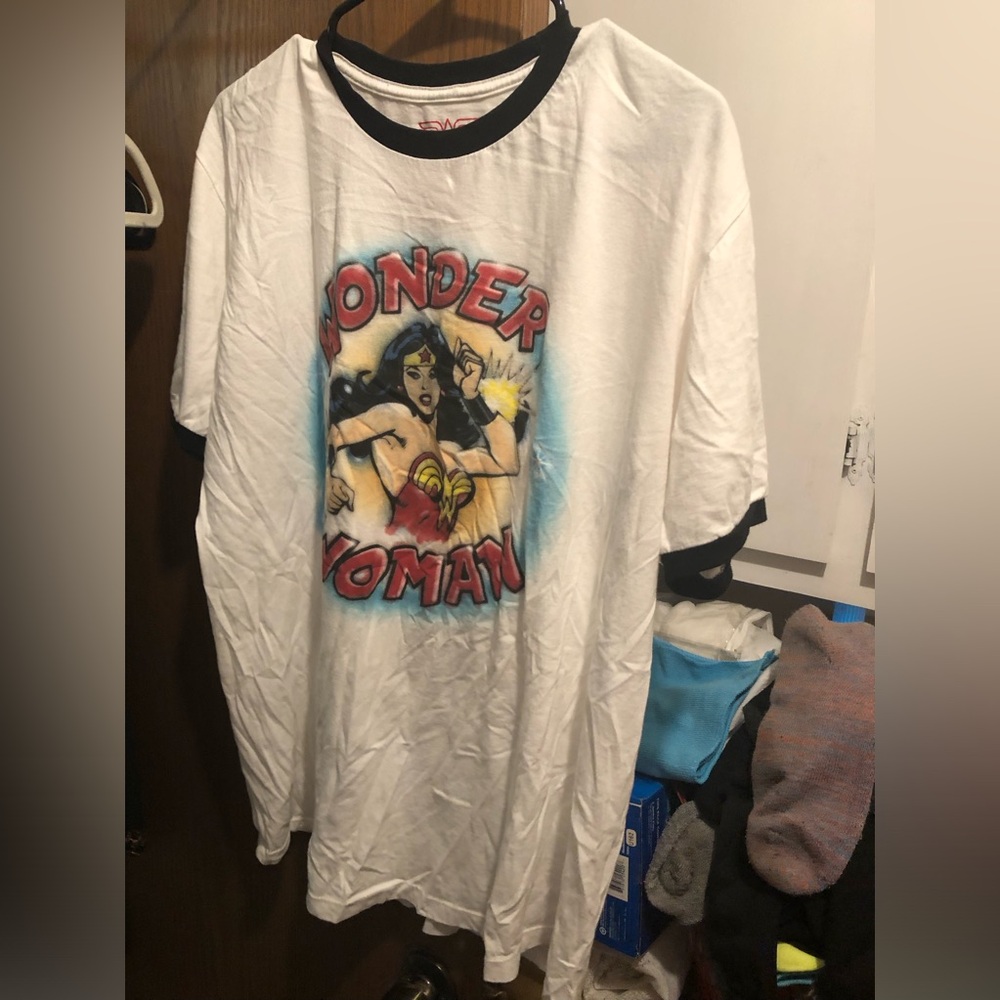 Vintage Wonderwoman Airbrush Look Tee - 892 $20 or $15 w/offer